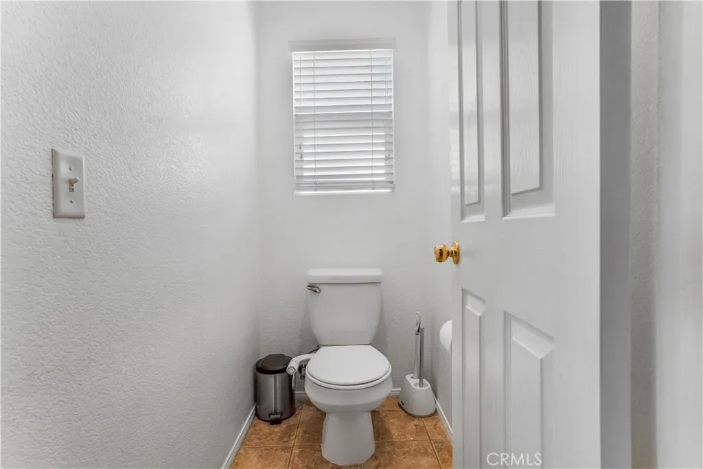 43643 Byron Drive, Lancaster, California 93535 home-pic-30